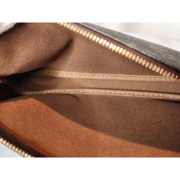 Louis Vuitton Monogram Pochette Accessoires SD0620 Brown Canvas Shoulder Bag - Picture 13 of 15
